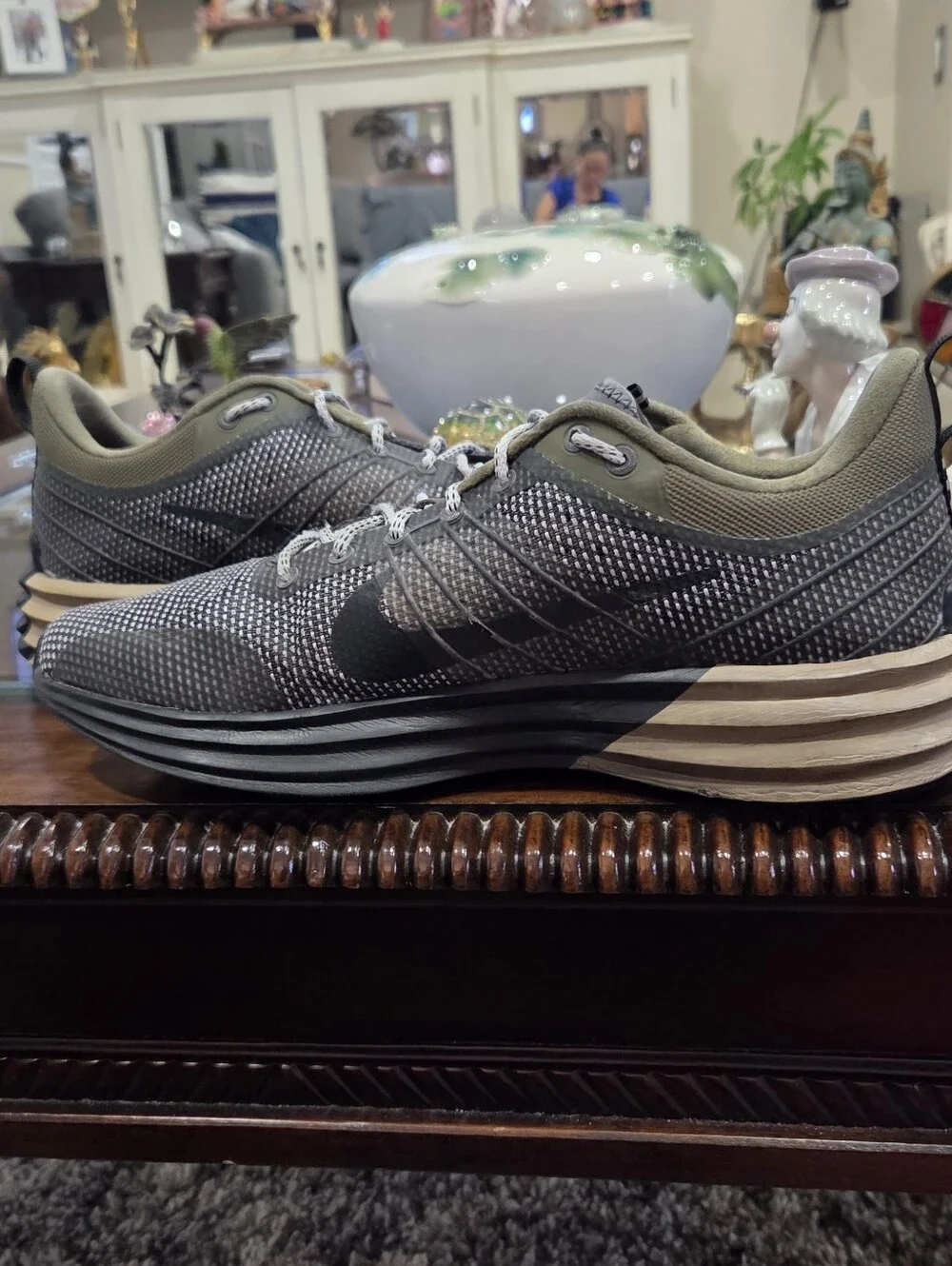 Nike Lunar Roam Men's Running Shoes - Gray/Olive